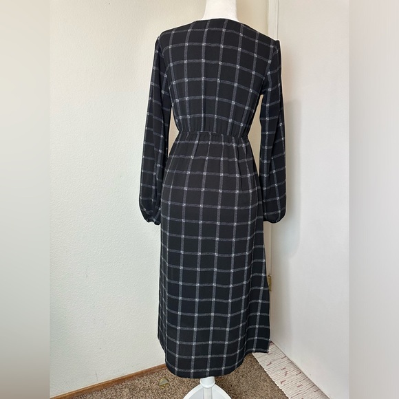 EUC MIMI CHICA Line Pattern Black Midi Dress With Tie At Bust - Picture 9 of 9